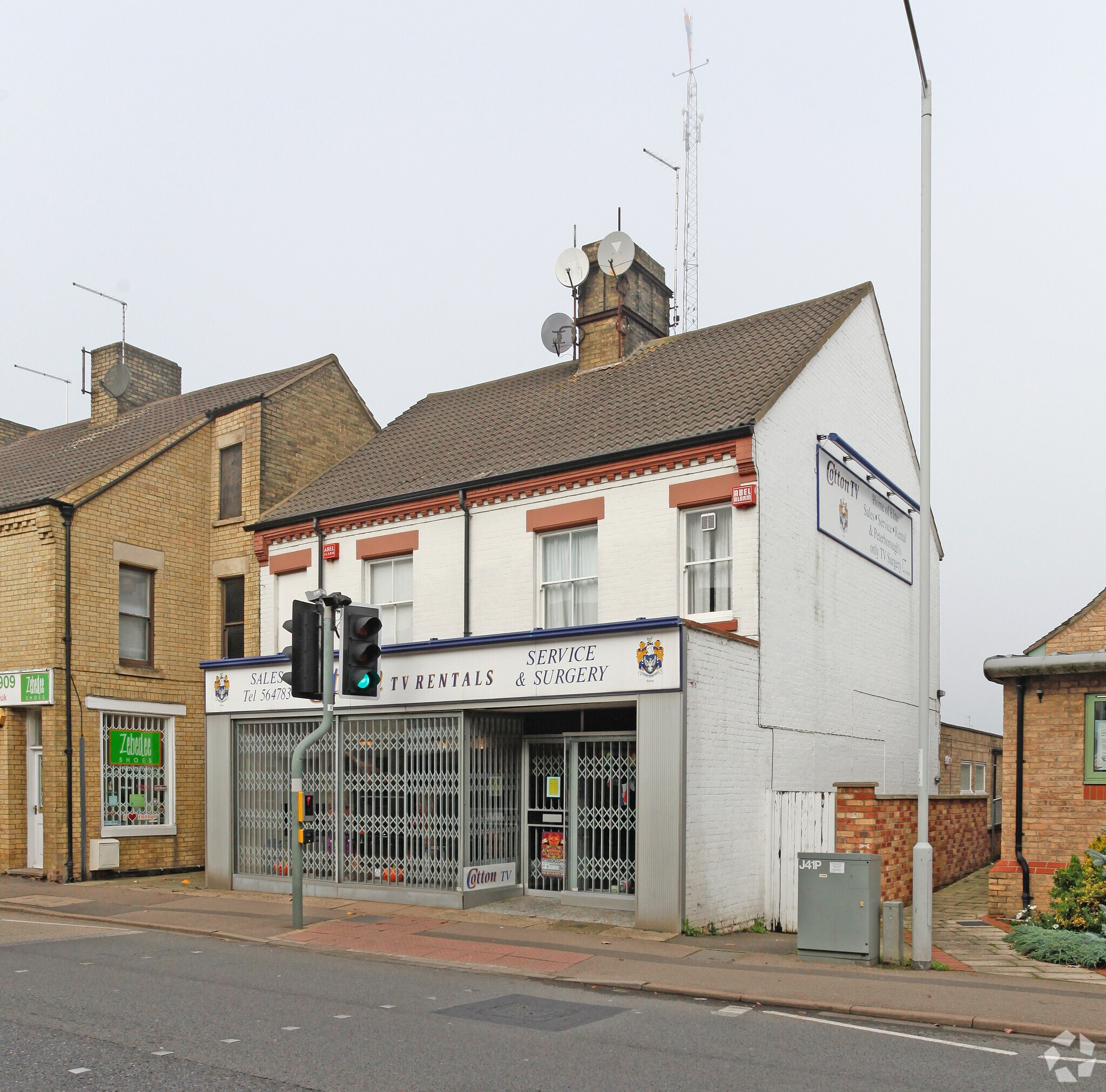 65 Oundle Rd, Peterborough for sale Primary Photo- Image 1 of 3