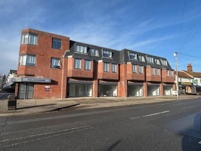 More details for 26 North Station Rd, Colchester - Retail to Rent