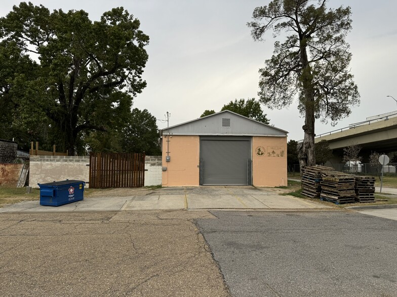 120 S 14th St, Baton Rouge, LA for sale - Building Photo - Image 1 of 10