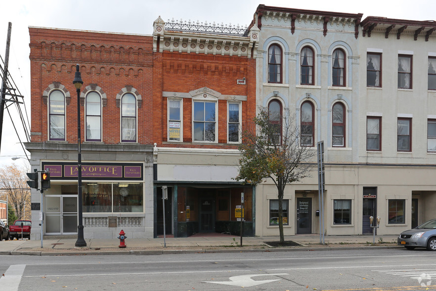 4 W Main St, Fredonia, NY for sale - Primary Photo - Image 1 of 1