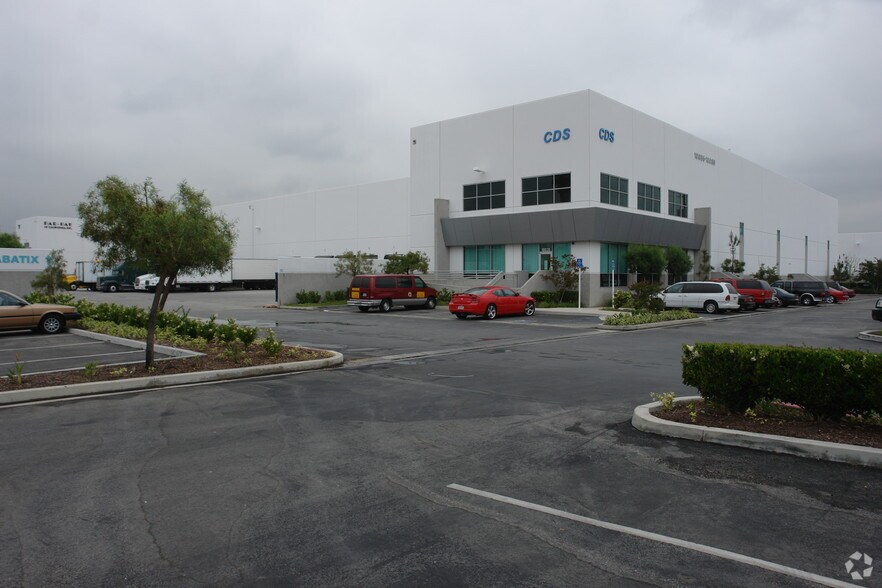 1003510039 Painter Ave, Santa Fe Springs, CA 90670 UK