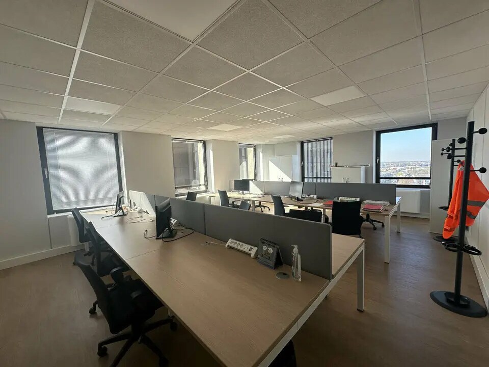 Office in Strasbourg to rent Interior Photo- Image 1 of 10