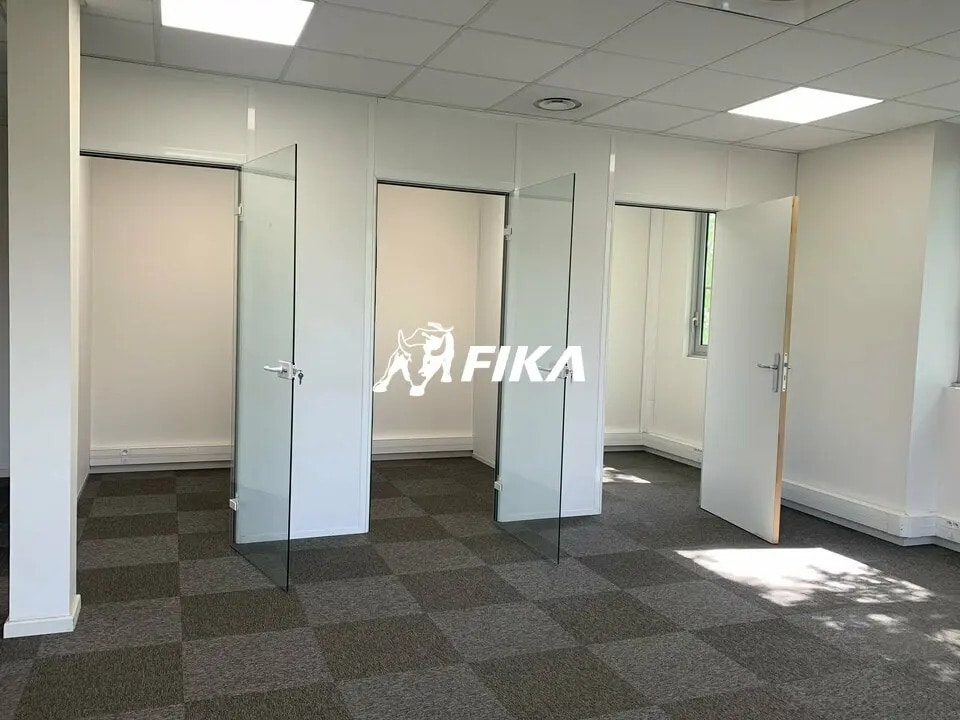 Location Bureaux 95 m² - Photo 1