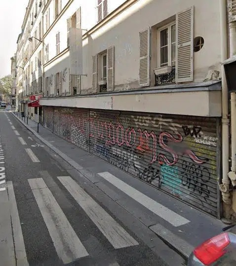 Location Commerce 96 m² - Photo 1
