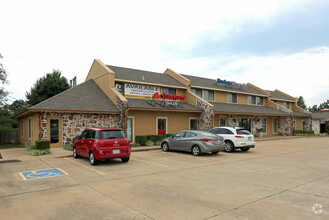 3820 E 51st St, Tulsa, OK for rent Primary Photo- Image 1 of 3