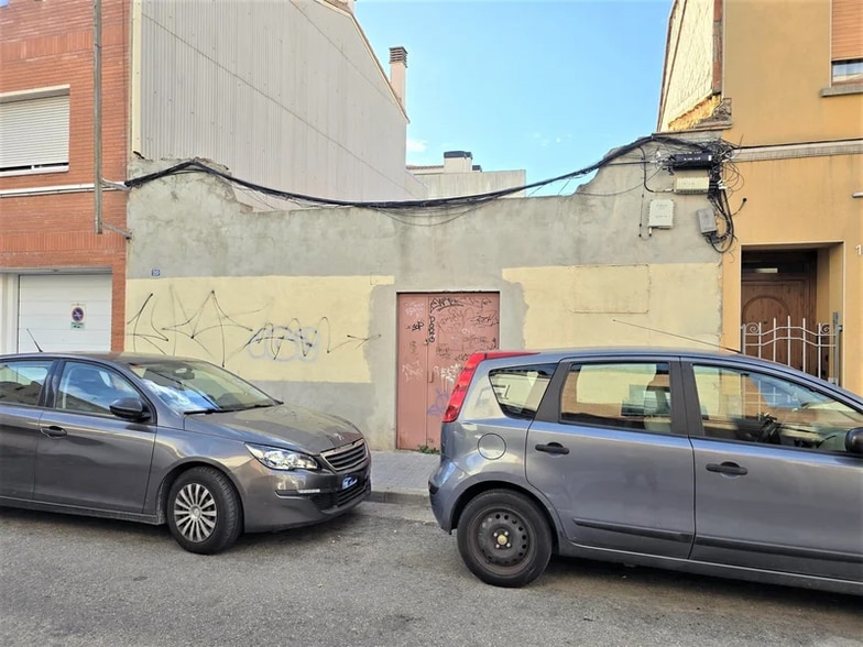 Carrer de Gambús, Sabadell, Barcelona for sale - Primary Photo - Image 1 of 1