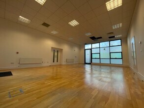 Millbay Rd, Plymouth to rent Interior Photo- Image 1 of 5