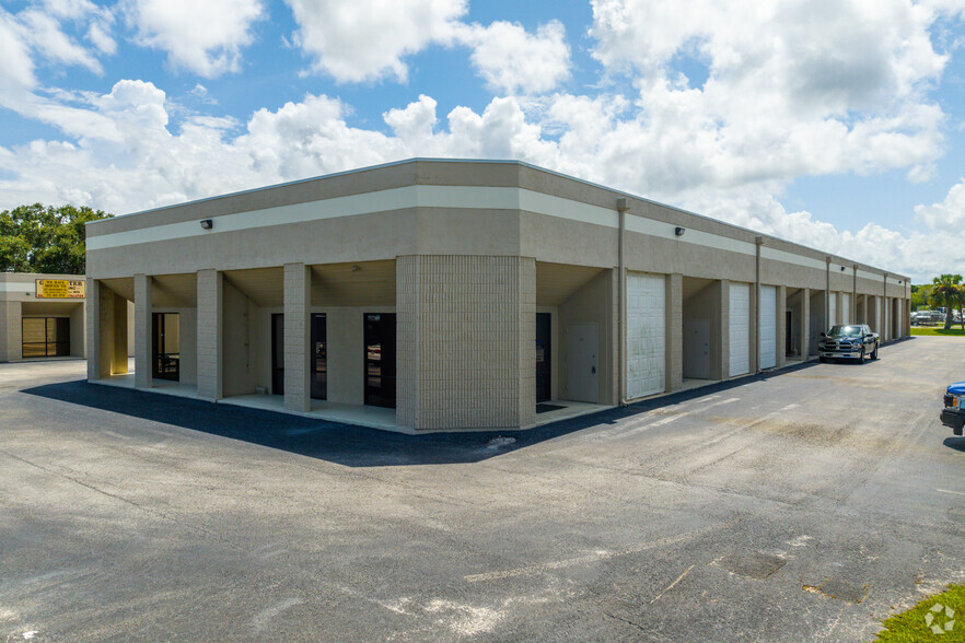 4201 Bandy Blvd, Fort Pierce, FL for sale - Building Photo - Image 3 of 18