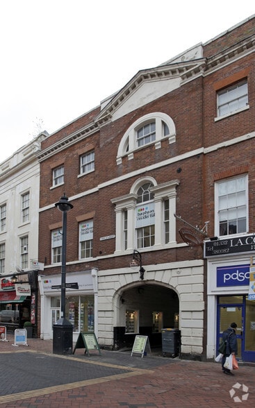 38 Cornmarket, Derby to rent - Building Photo - Image 3 of 6