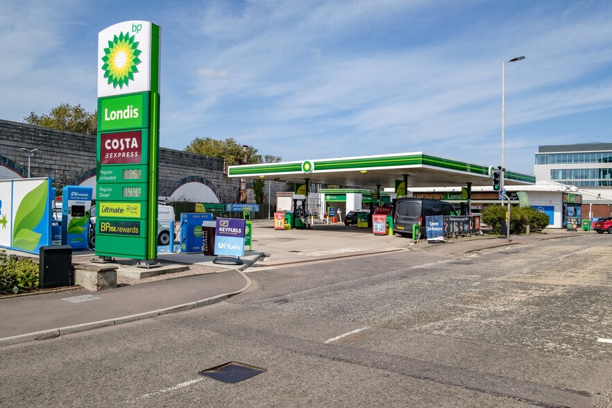 20 North Esplanade W, Aberdeen for sale - Building Photo - Image 2 of 5