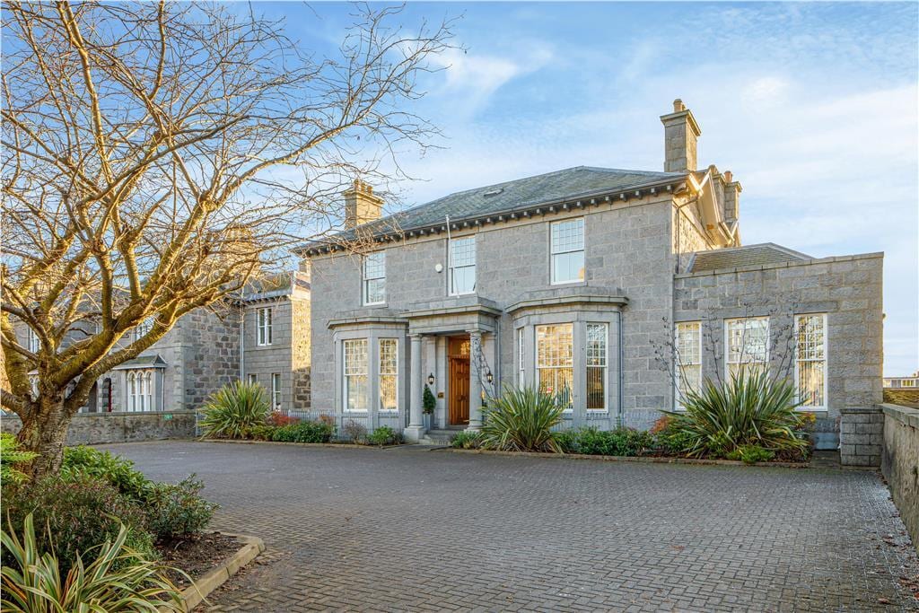 37 Albyn Pl, Aberdeen for sale Primary Photo- Image 1 of 1