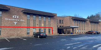 More details for 171 Grandview Ave, Waterbury, CT - Office for Sale