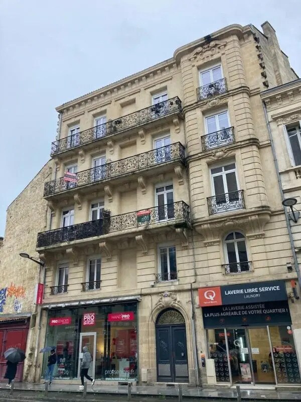 Office in Bordeaux for sale Building Photo- Image 1 of 20
