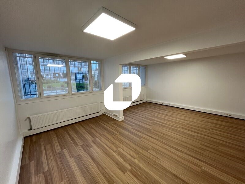 91-93 Avenue Aristide Briand, Montrouge to rent Interior Photo- Image 1 of 11