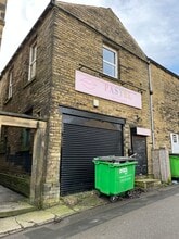 Upper Bonegate, Brighouse to rent Interior Photo- Image 2 of 4