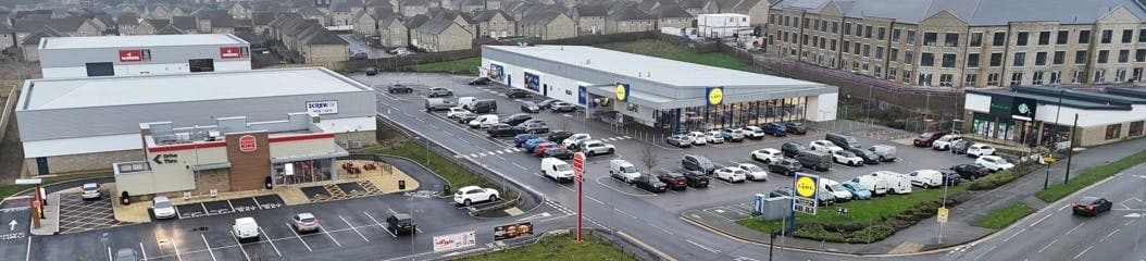 Harrogate Rd, Bradford to rent Building Photo- Image 1 of 3