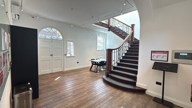 West Hl, Dartford to rent Interior Photo- Image 1 of 5