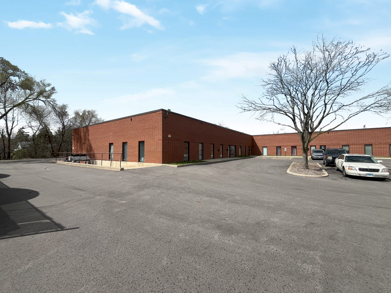 416 S Vermont St, Palatine, IL for rent - Building Photo - Image 2 of 7