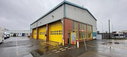 6-6 Cheney Manor Industrial, Swindon for rent Building Photo- Image 1 of 5