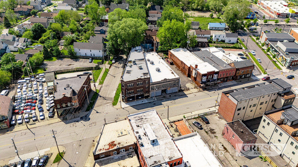 4517 Lorain Ave, Cleveland, OH for rent - Building Photo - Image 3 of 4