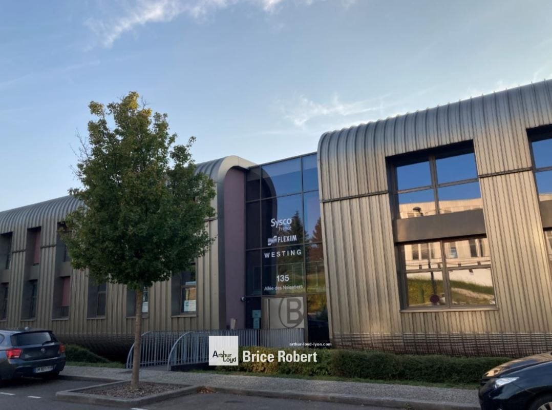 135 Allée Des Noisetiers, Limonest to rent Building Photo- Image 1 of 14