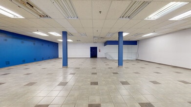 512 W 181st St, New York, NY to rent Matterport 3D Scan- Image 1 of 5