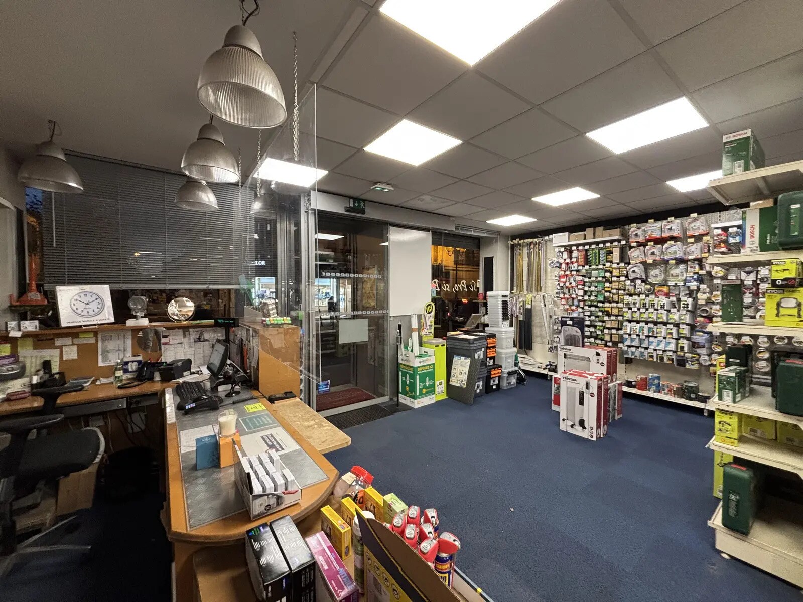 89 Avenue De La République, Montrouge to rent Building Photo- Image 1 of 27