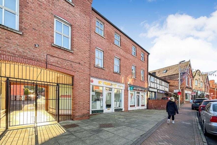 17 Wheelock St, Middlewich for sale - Building Photo - Image 1 of 4