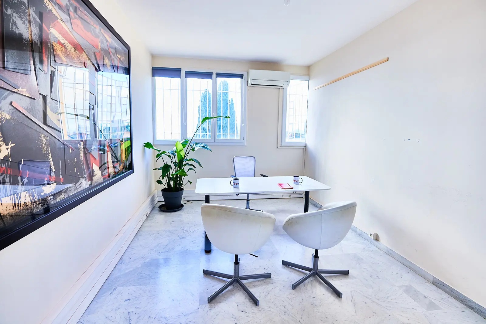 Office in Marseille to rent Interior Photo- Image 1 of 5