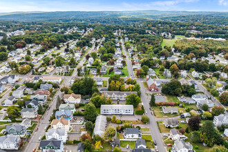 541 Pierpont Rd, Waterbury, CT for sale Primary Photo- Image 1 of 35