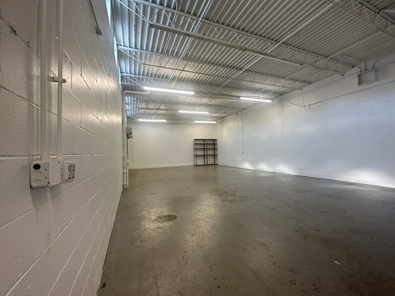 5743 West Park Ave, Saint Louis, MO to rent - Building Photo - Image 3 of 3