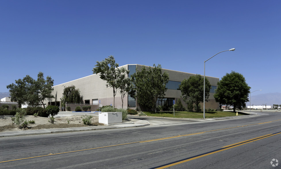 82733 Market St, Indio, CA for rent - Building Photo - Image 3 of 4