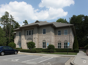 5009 High Point Rd, Greensboro, NC for sale Primary Photo- Image 1 of 1