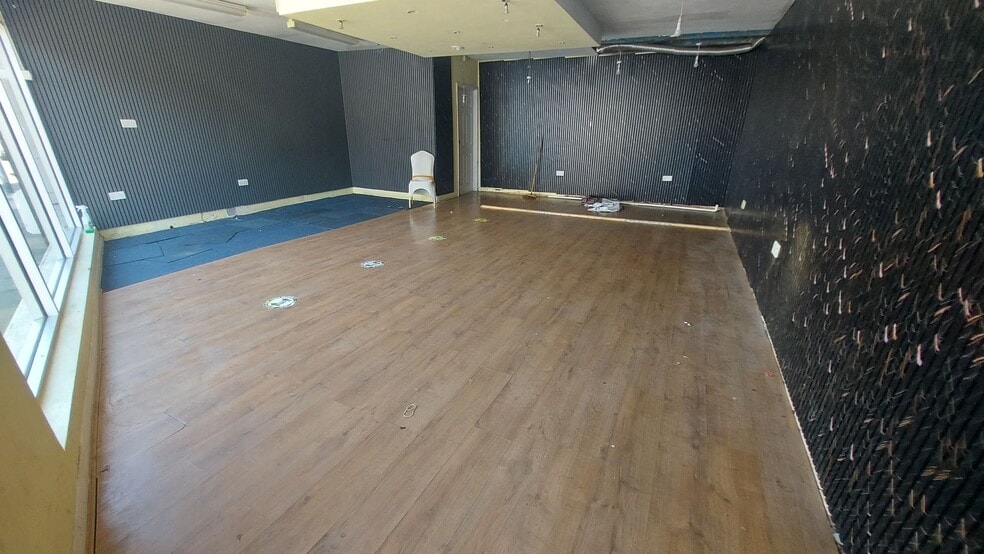 120A Arncliffe Ter, Bradford to rent - Interior Photo - Image 2 of 7