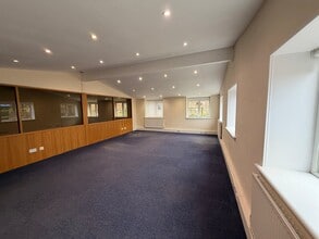 Southlands Ln, West Chiltington to rent Interior Photo- Image 1 of 6