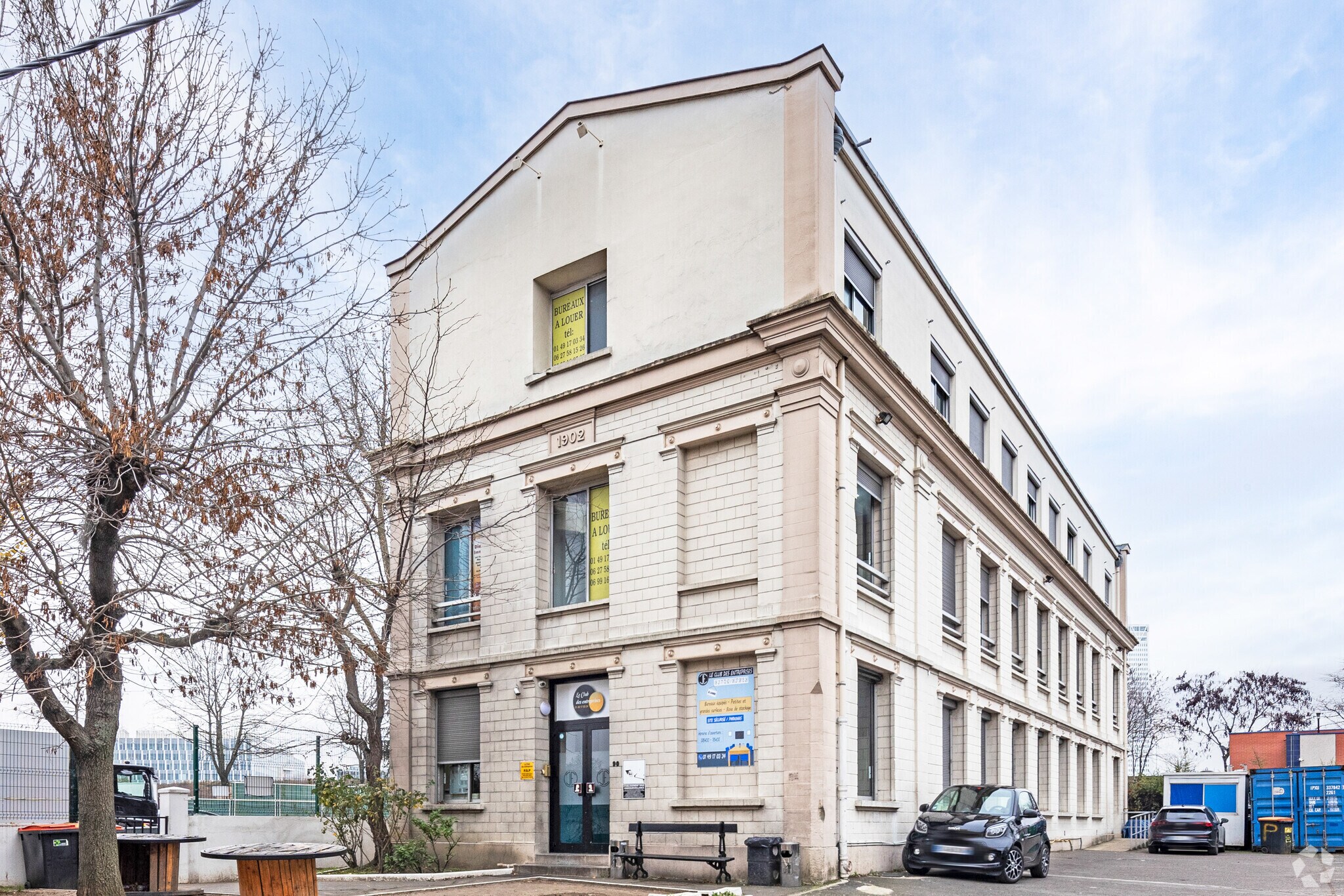 72-90 Boulevard Anatole France, Saint-Denis to rent Primary Photo- Image 1 of 3