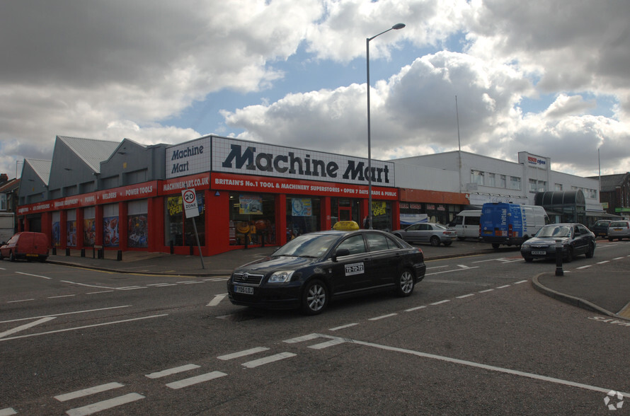 326-340 Dunstable Rd, Luton for sale - Primary Photo - Image 1 of 1