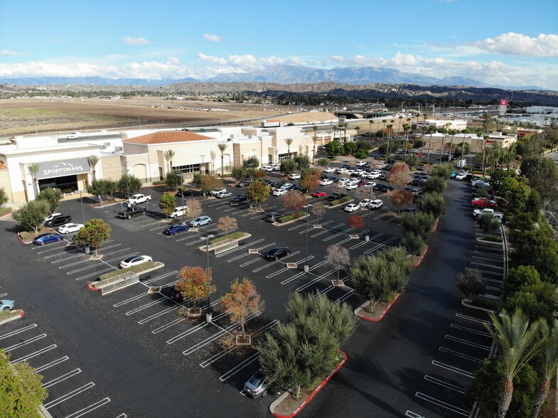 27650 Eucalyptus Ave, Moreno Valley, CA for rent - Building Photo - Image 3 of 4