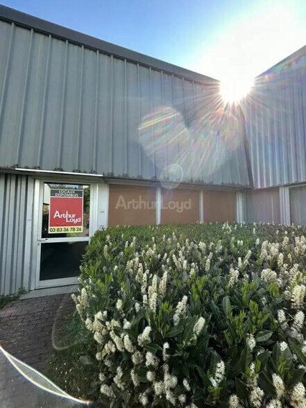 Office in Maxéville to rent - Building Photo - Image 3 of 8