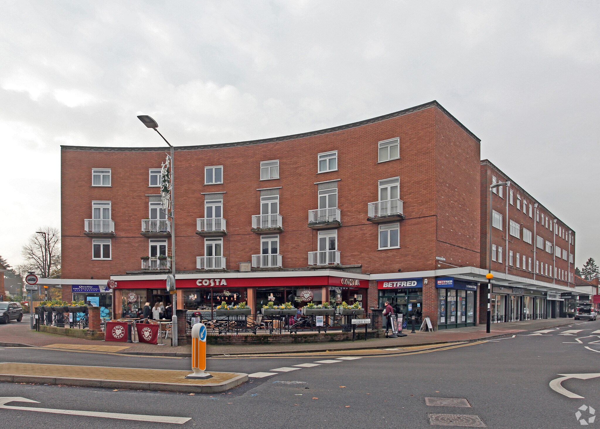 Burkes Rd, Beaconsfield for sale Primary Photo- Image 1 of 1