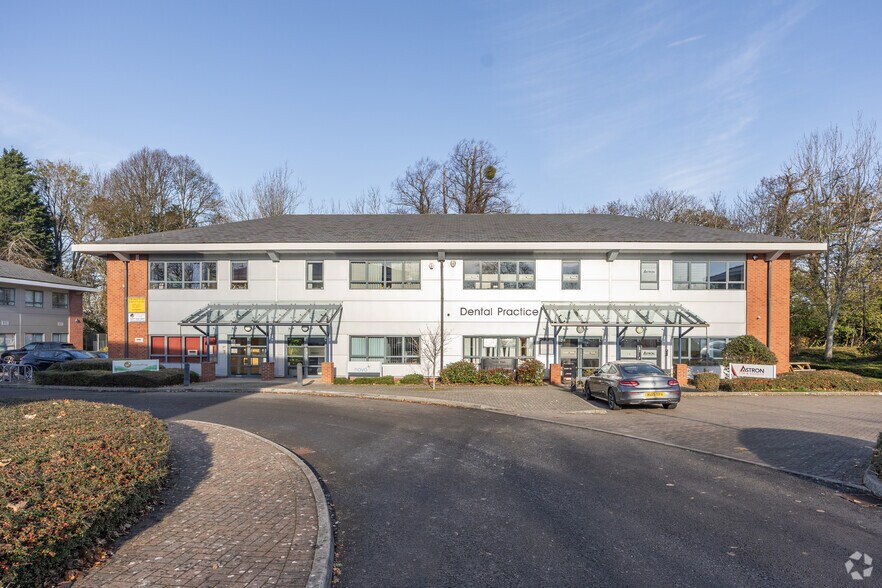 Macrae Rd, Bristol to rent - Building Photo - Image 2 of 3