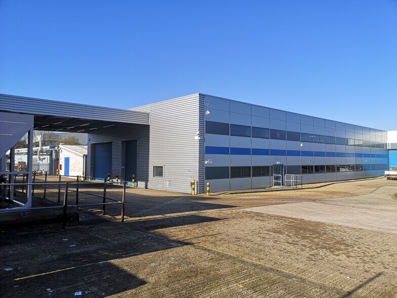 Cosford Ln, Rugby for sale - Building Photo - Image 1 of 1