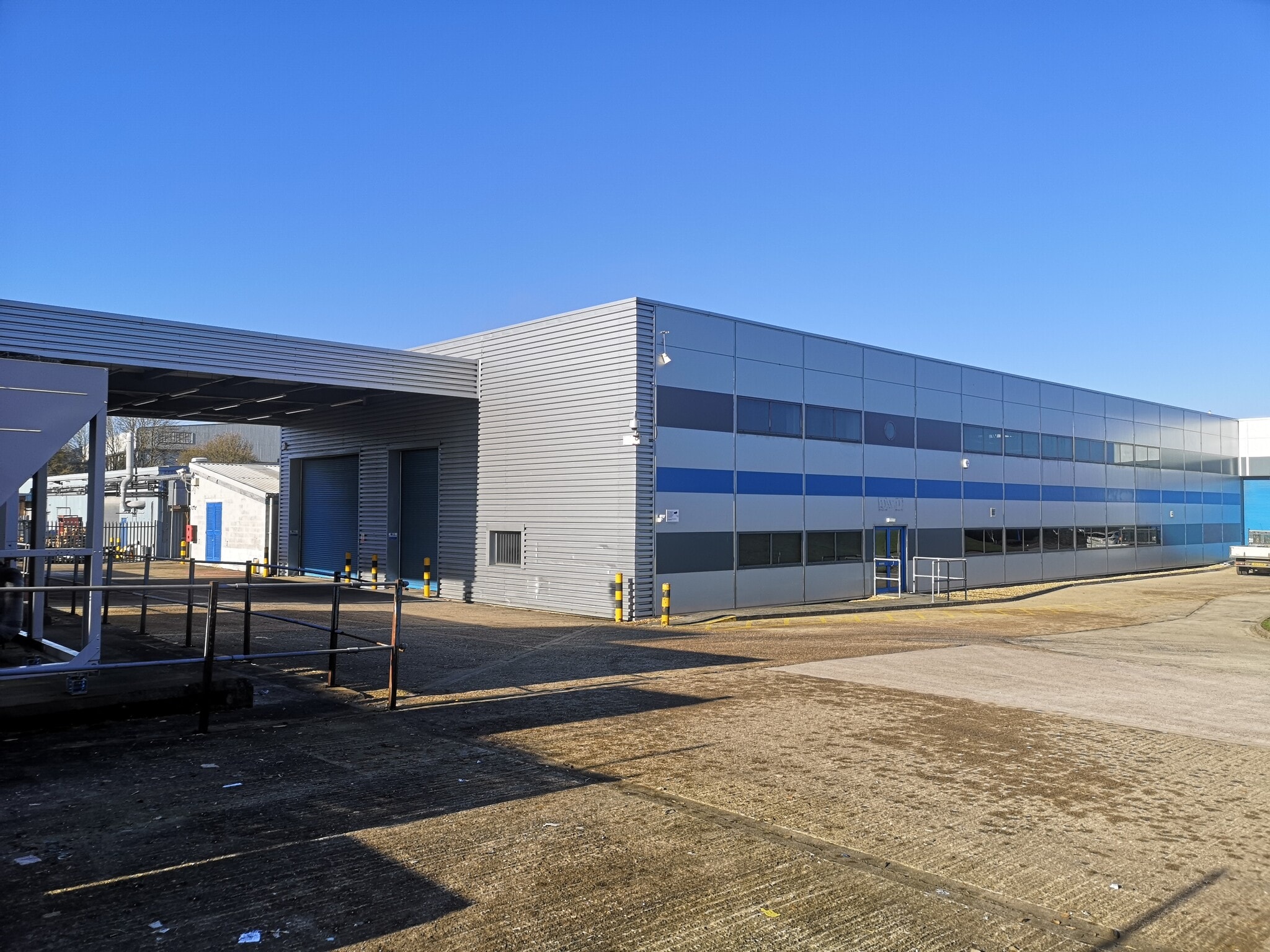 Cosford Ln, Rugby for sale Building Photo- Image 1 of 1