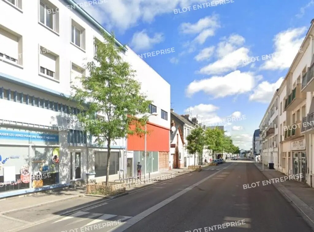 Office in Saint-Nazaire for sale Primary Photo- Image 1 of 8