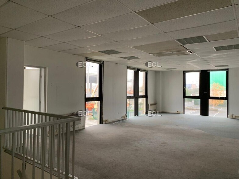 Light Industrial in Bonneuil-sur-Marne to rent - Interior Photo - Image 3 of 3