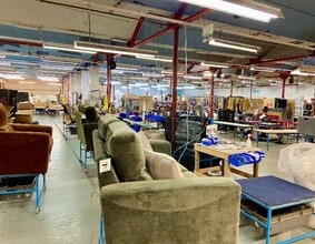 Phillips Lane, Colne to rent Interior Photo- Image 2 of 2