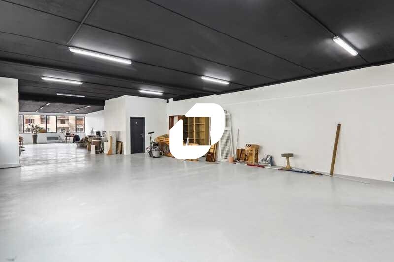 Light Industrial in Épinay-sur-Seine to rent - Interior Photo - Image 2 of 14
