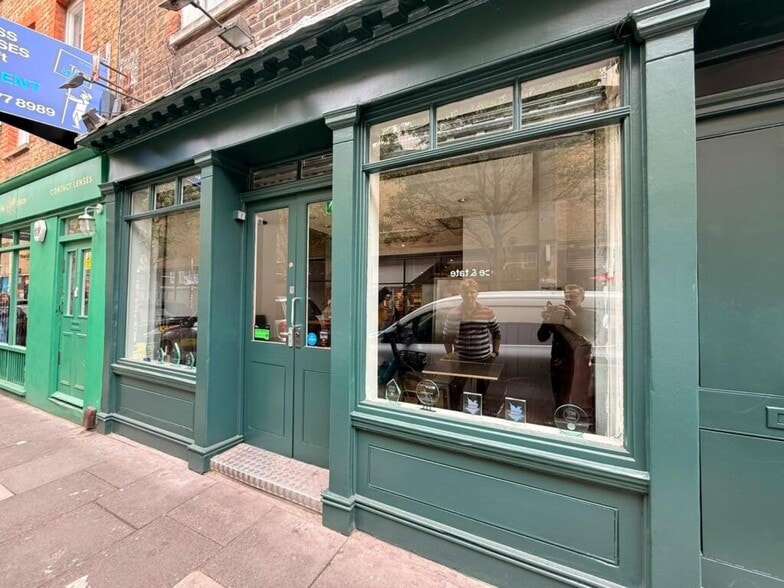 26 Hanbury St, London to rent - Building Photo - Image 2 of 4
