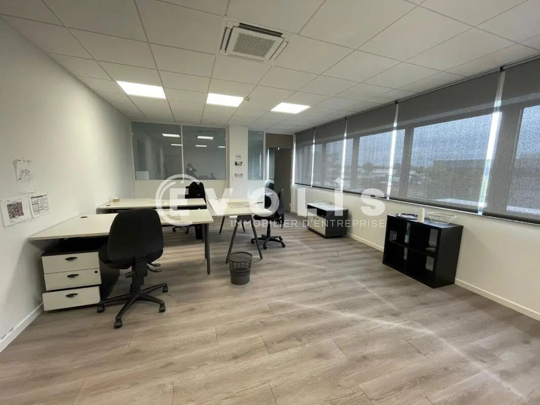 Office in Bruges to rent Interior Photo- Image 1 of 3