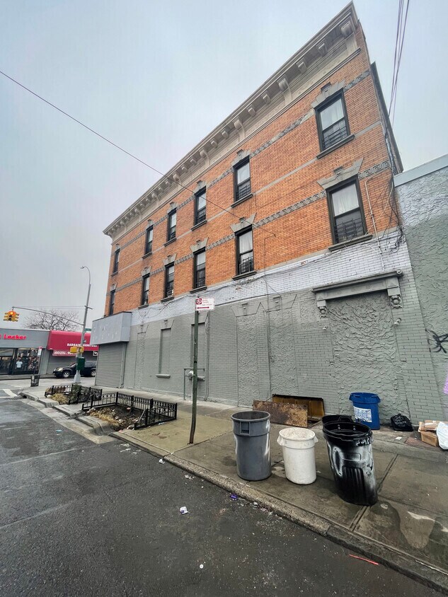 1167 Liberty Ave, Brooklyn 11208 UK